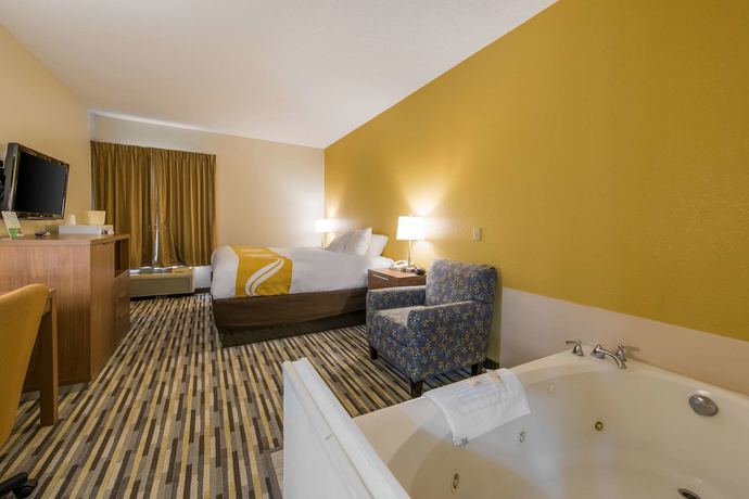 Imagen de la habitación del Hotel Quality Inn, Michigan City. Foto 11