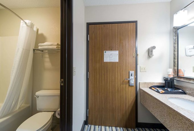 Imagen de la habitación del Hotel Quality Inn, Michigan City. Foto 12
