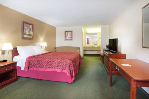 Imagen de la habitación del Hotel Quality Inn, Middleburg Heights. Foto 2