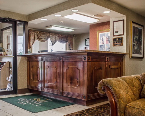 Imagen de los interiores del Hotel Quality Inn Mobile West Tillmans Corner. Foto 7