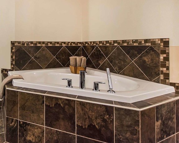 Imagen de la habitación del Hotel Quality Inn, Moncton. Foto 7
