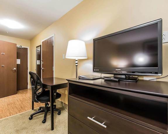 Imagen de la habitación del Hotel Quality Inn, Moncton. Foto 11
