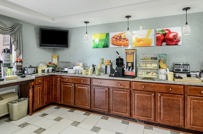 Imagen del bar/restaurante del Hotel Quality Inn Mt. Vernon. Foto 2