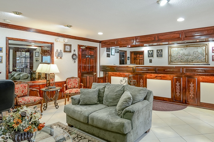 Imagen de los interiores del Hotel Quality Inn Mt. Vernon. Foto 13