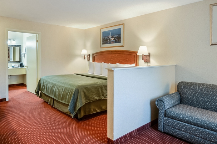 Imagen de los interiores del Hotel Quality Inn Mt. Vernon. Foto 15