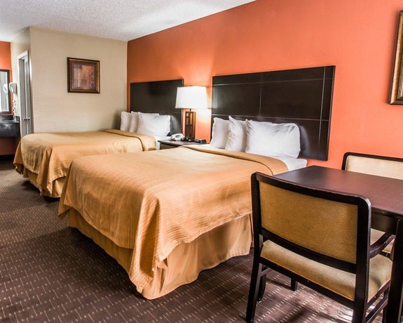 Imagen de la habitación del Hotel Quality Inn Near Blue Spring. Foto 9