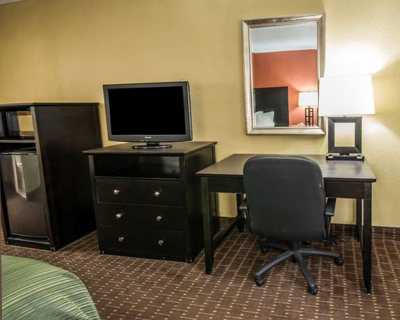 Imagen de la habitación del Hotel Quality Inn Near Blue Spring. Foto 10