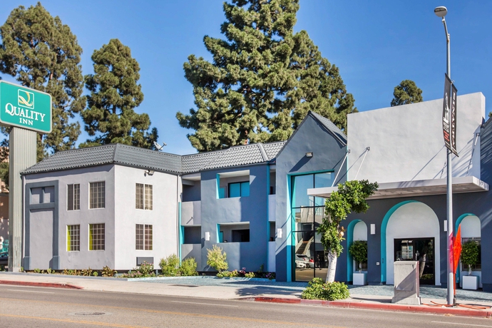 Imagen de la piscina del Hotel Quality Inn Near Hollywood Walk Of Fame. Foto 16