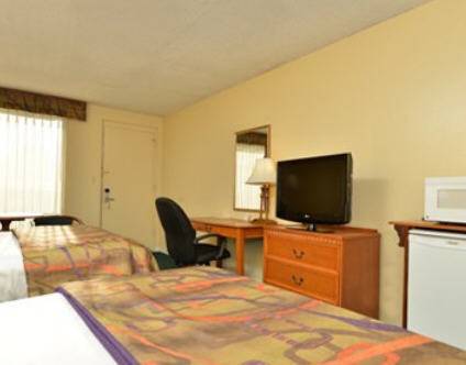 Imagen de la habitación del Hotel Quality Inn Near Manatee Springs State Park. Foto 8