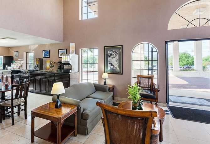 Imagen de los interiores del Hotel Quality Inn Near Medical Center, San Antonio. Foto 16