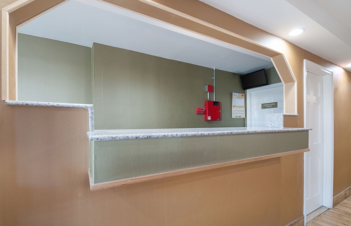 Imagen de los interiores del Hotel Quality Inn Near Pimlico Racetrack. Foto 14