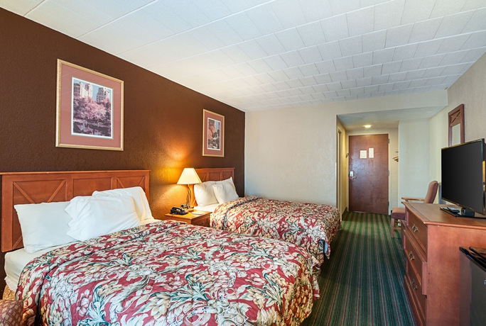 Imagen de los interiores del Hotel Quality Inn Near Pimlico Racetrack. Foto 16