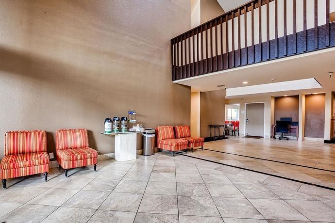 Imagen de los interiores del Hotel Quality Inn Near Six Flags Discovery Kingdom - Napa Valley. Foto 16