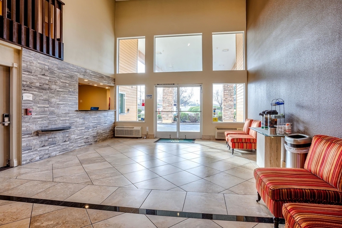 Imagen de los interiores del Hotel Quality Inn Near Six Flags Discovery Kingdom - Napa Valley. Foto 17