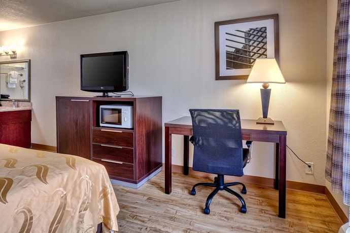 Imagen de la habitación del Hotel Quality Inn Near Six Flags Discovery Kingdom - Napa Valley. Foto 13