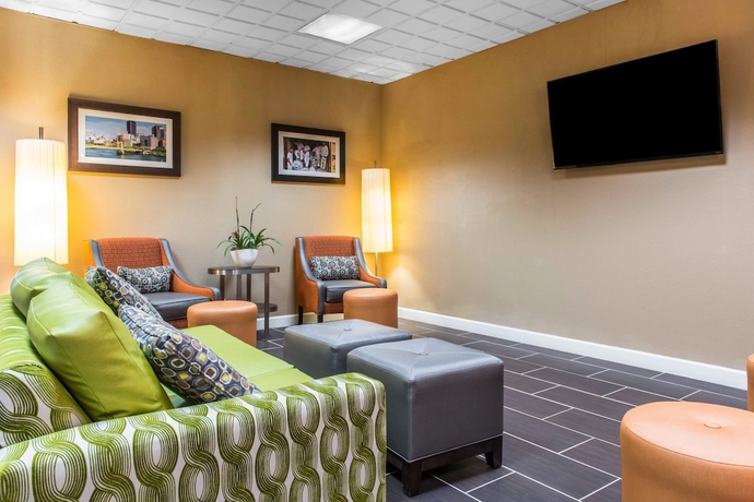 Imagen de los interiores del Hotel Quality Inn, New Kensington . Foto 15