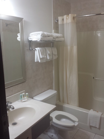 Imagen de la habitación del Hotel Quality Inn - Niagara Falls Blvd. Foto 4