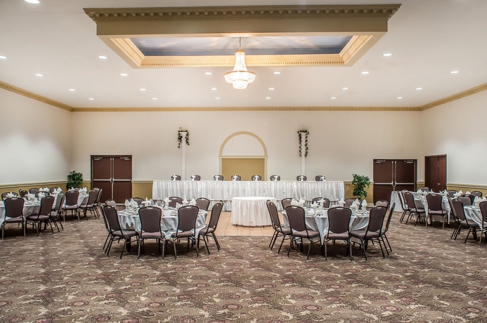Imagen de los interiores del Hotel Quality Inn - Niagara Falls Blvd. Foto 11