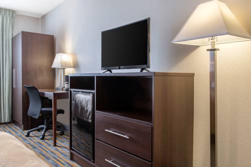 Imagen de la habitación del Hotel Quality Inn Noblesville - Indianapolis. Foto 4