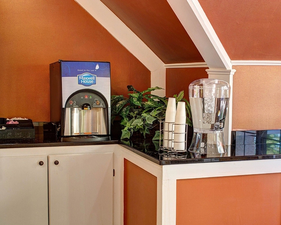 Imagen de los interiores del Hotel Quality Inn North, Glen Allen. Foto 14