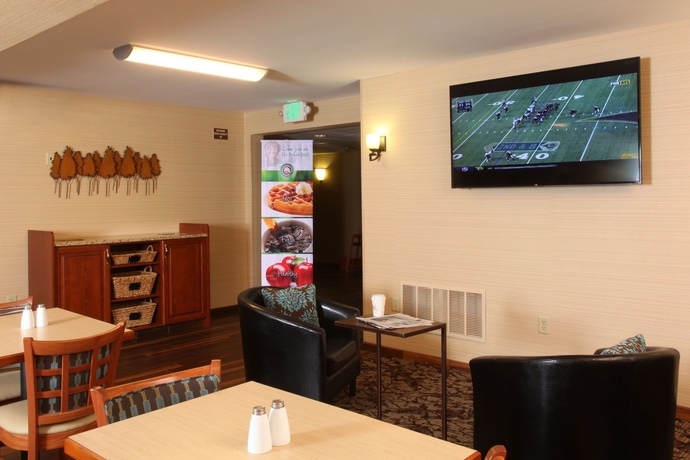 Imagen del bar/restaurante del Hotel Quality Inn Oakwood. Foto 6