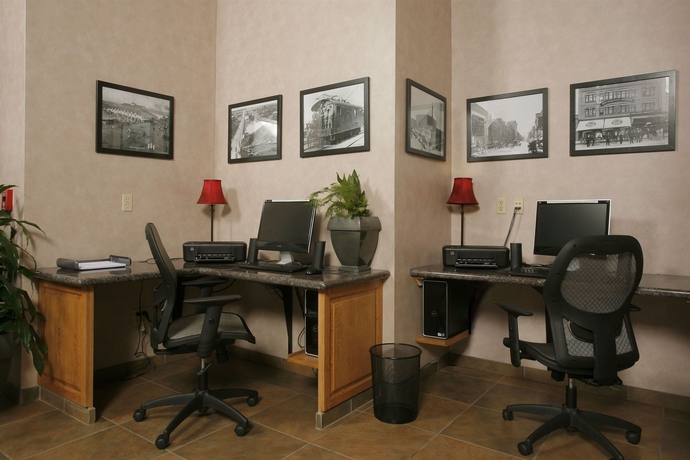 Imagen de los interiores del Hotel Quality Inn Oakwood. Foto 14