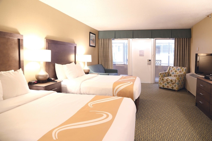 Imagen de la habitación del Hotel Quality Inn Oceanfront. Foto 19