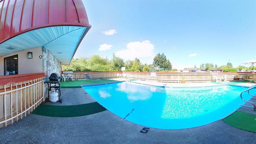 Imagen de la piscina del Hotel Quality Inn Olympia Near State Capital. Foto 14