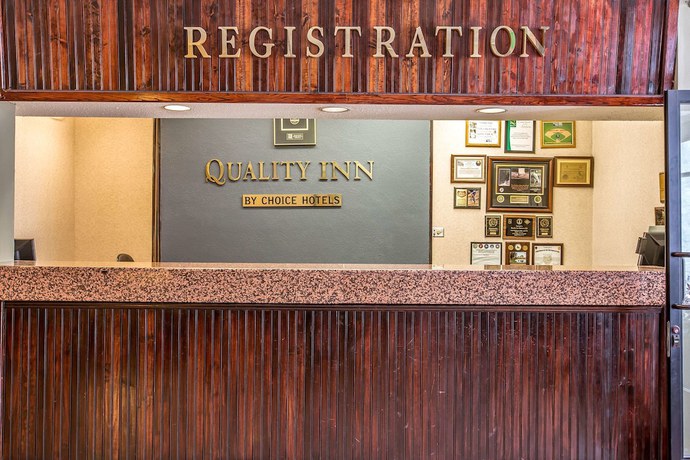 Imagen de los interiores del Hotel Quality Inn On Historic Route 66. Foto 18