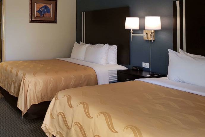 Imagen de la habitación del Hotel Quality Inn Ontario Airport Convention Center. Foto 7