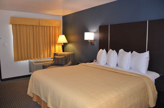 Imagen de la habitación del Hotel Quality Inn Ontario Airport Convention Center. Foto 13