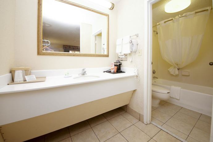 Imagen de la habitación del Hotel Quality Inn Orange Park Jacksonville. Foto 9