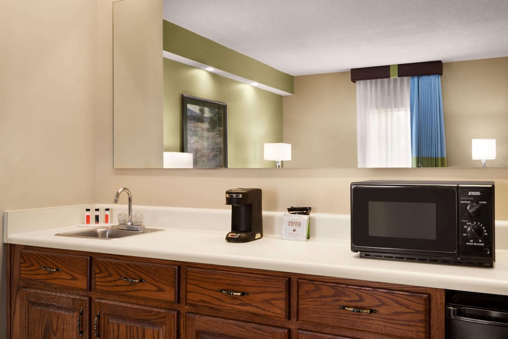 Imagen de la habitación del Hotel Quality Inn Ormond Beach - Daytona. Foto 6