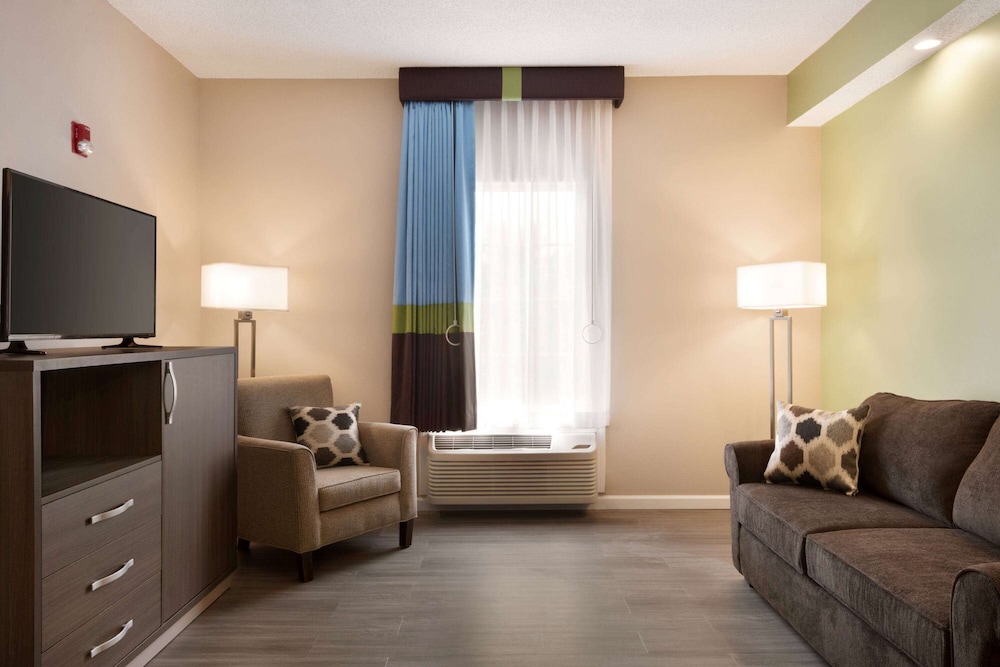 Imagen de la habitación del Hotel Quality Inn Ormond Beach - Daytona. Foto 14