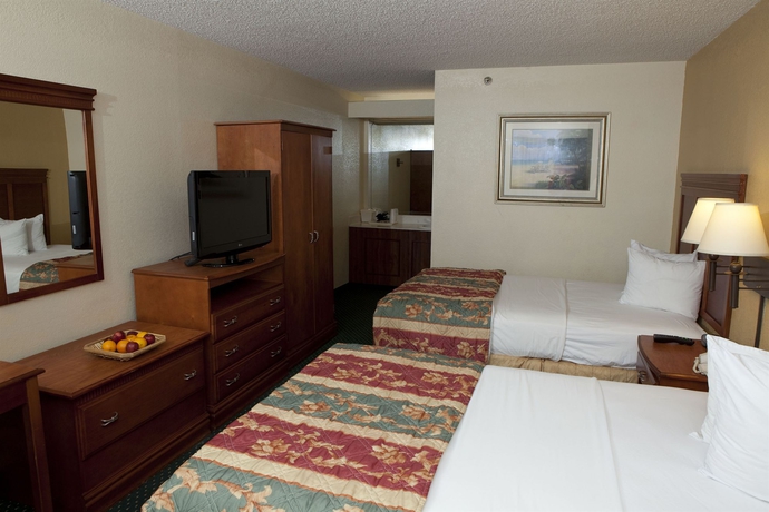 Imagen de la habitación del Hotel Quality Inn Palm Beach International Airport. Foto 4