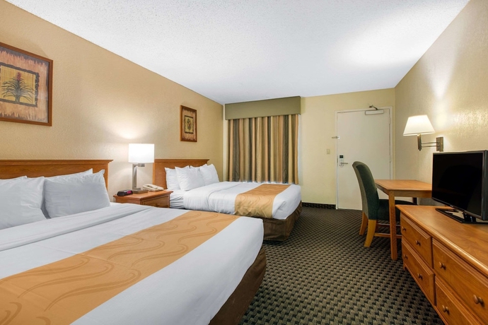 Imagen de la habitación del Hotel Quality Inn Palm Springs Downtown. Foto 9