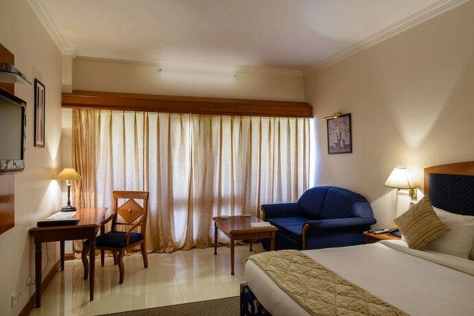 Imagen de la habitación del Hotel Quality Inn Palms. Foto 19