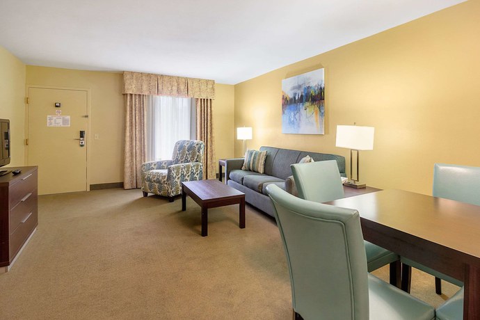 Imagen de la habitación del Hotel Quality Inn, Paris. Foto 2