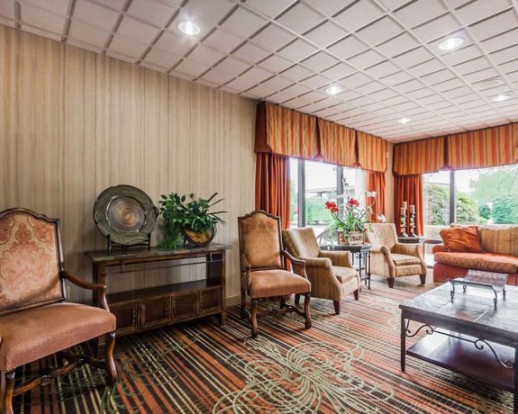 Imagen de los interiores del Hotel Quality Inn, Paris. Foto 20