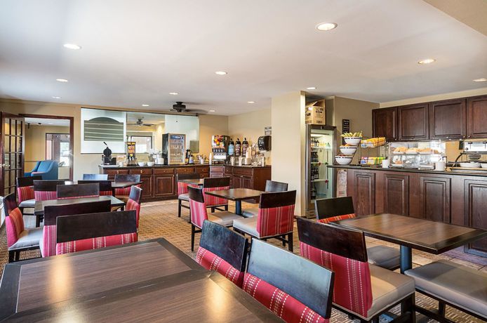 Imagen del bar/restaurante del Hotel Quality Inn Parkersburg North. Foto 3