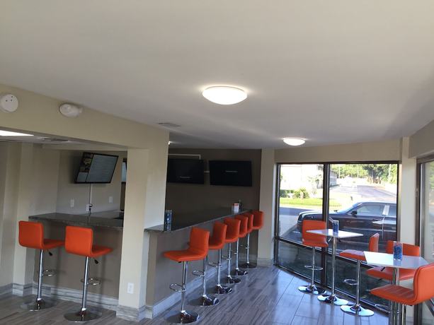 Imagen de los interiores del Hotel Quality Inn Pensacola, Pensacola . Foto 14