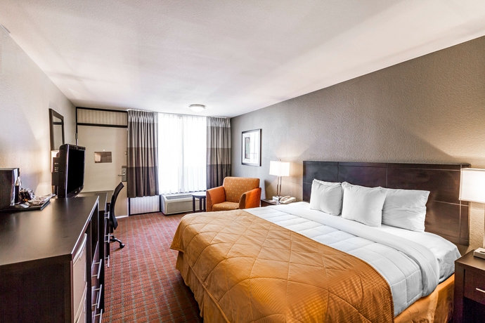 Imagen de la habitación del Hotel Quality Inn Phoenix Airport. Foto 7