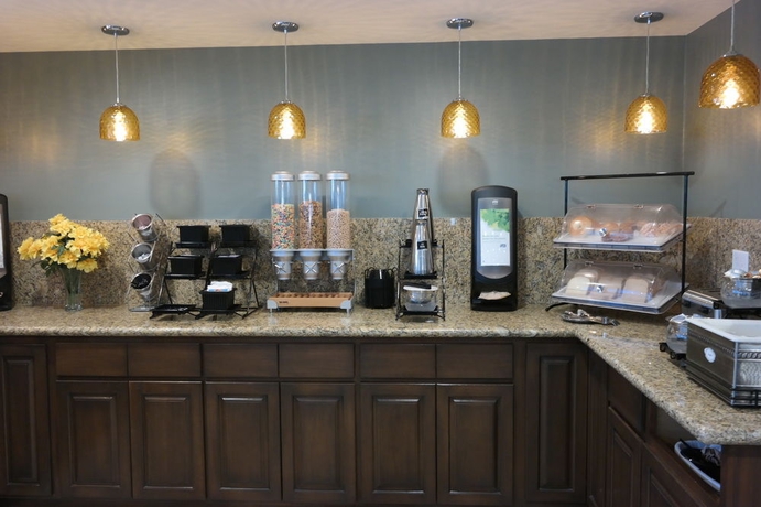 Imagen del bar/restaurante del Hotel Quality Inn Phoenix North I-17. Foto 5