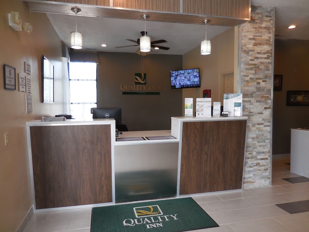 Imagen de los interiores del Hotel Quality Inn Pinehurst Area. Foto 13