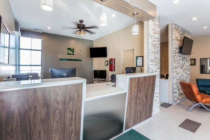Imagen de los interiores del Hotel Quality Inn Pinehurst Area. Foto 14