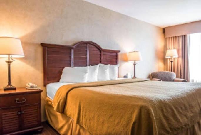 Imagen de la habitación del Hotel Quality Inn Pittsburgh Airport. Foto 4