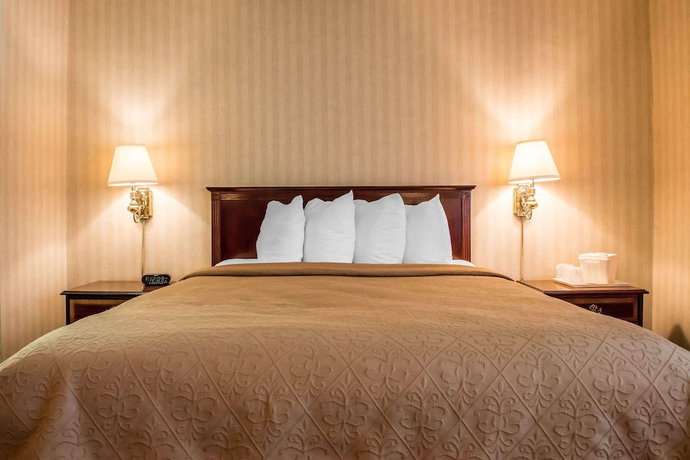 Imagen de la habitación del Hotel Quality Inn Pittsburgh Airport. Foto 16