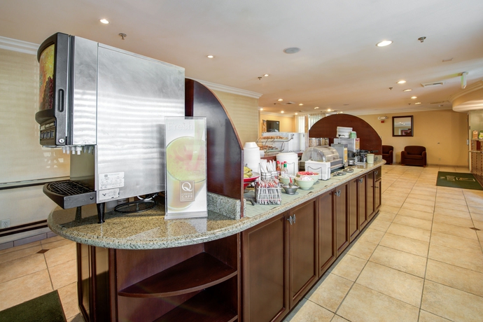 Imagen del bar/restaurante del Hotel Quality Inn Placentia Anaheim Fullerton. Foto 3