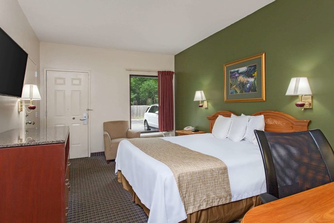 Imagen de la habitación del Hotel Quality Inn Port Wentworth Savannah North. Foto 1