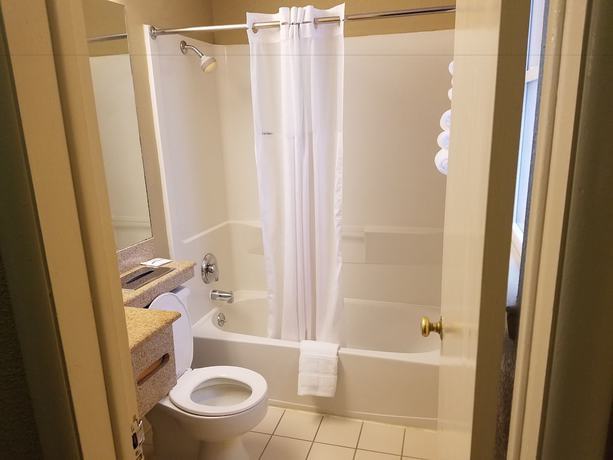 Imagen de la habitación del Hotel Quality Inn Poughkeepsie. Foto 17